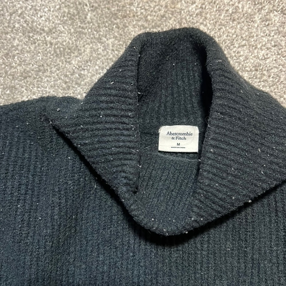 Abercrombie and Fitch Sweater